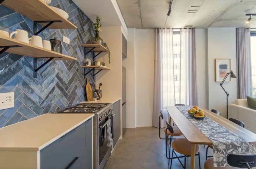 2 Bedroom Property for Sale in Sea Point Western Cape